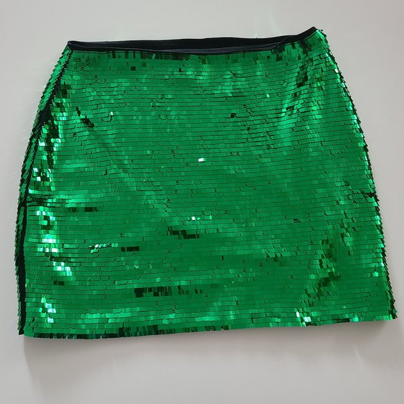 H&M Dresses & Skirts - 4/$20 ♥ Sparkly sequin mini skirt (XS/S)